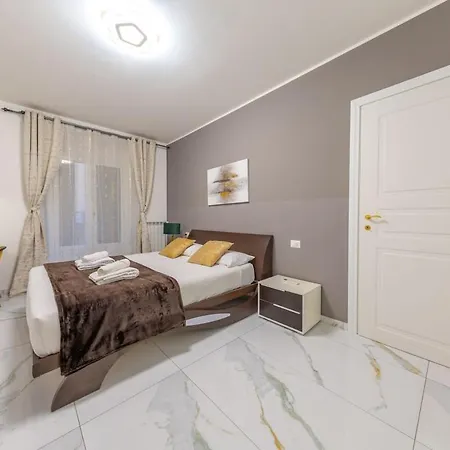 Porta Venezia 6 Posti Letto, Ampio Con Wifi Milan